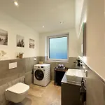 M&k Homes Eleganter Neubau Zwischen Hamburg&ostsee Mit Parkplatz Daire